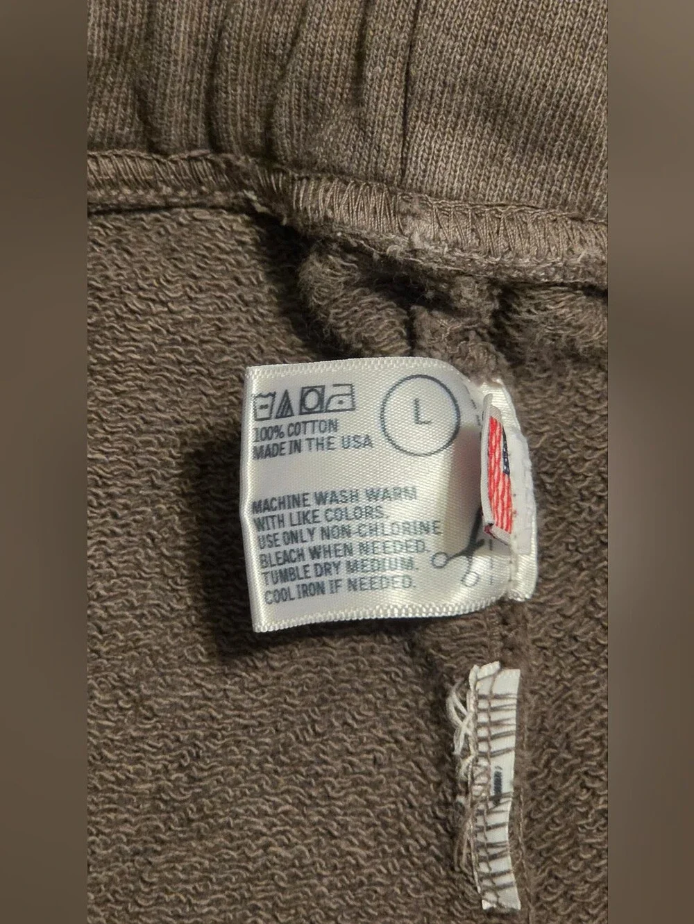 Standard Issue x Eminem Kamikaze 5-Year Anniversary Sweatpants. Size L.
